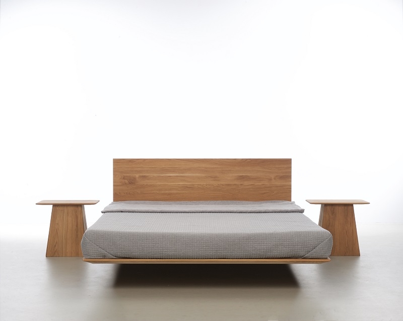 orig. NOBBY jednoduchý design postele s plovoucím vzhledem je nadčasově aktuální a moderní